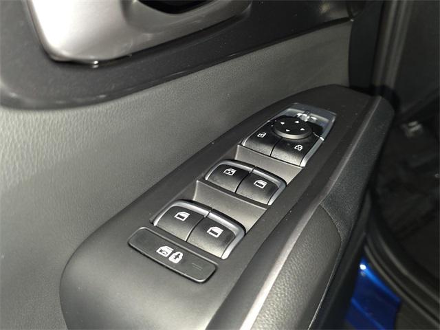Photo of 2023 Sapphire Blue Kia Sorento
