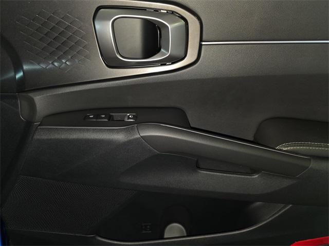 Photo of 2023 Sapphire Blue Kia Sorento