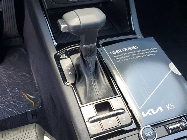 Photo of 2025 Yacht Blue Kia K5