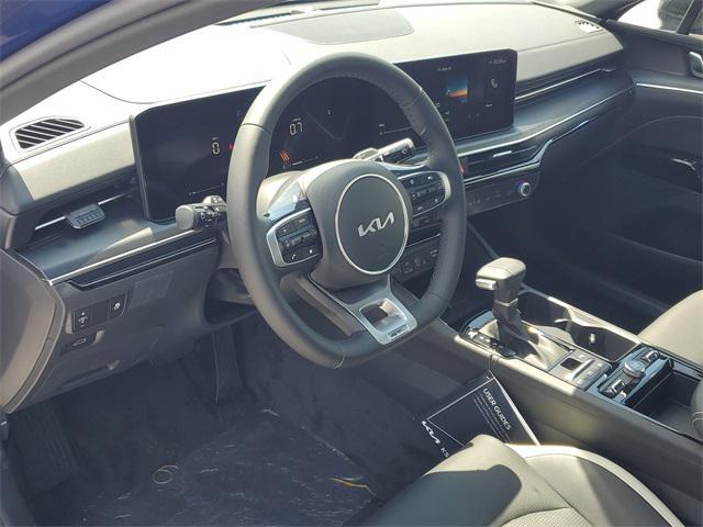 Photo of 2025 Yacht Blue Kia K5
