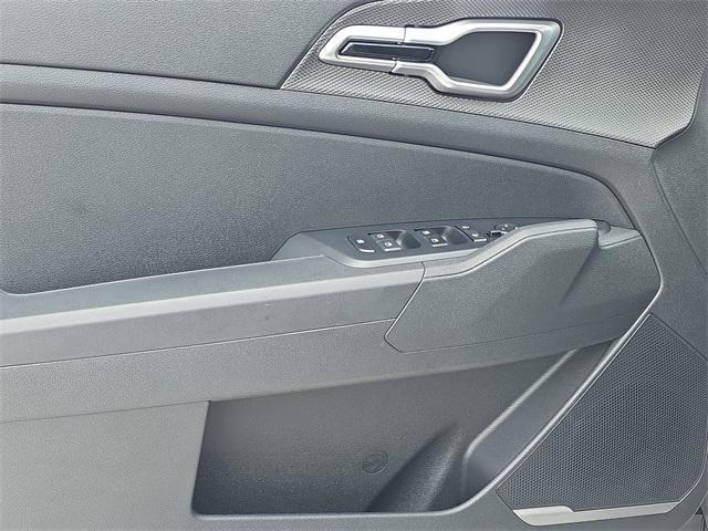 Photo of 2025 Steel Gray Kia Sportage Hybrid