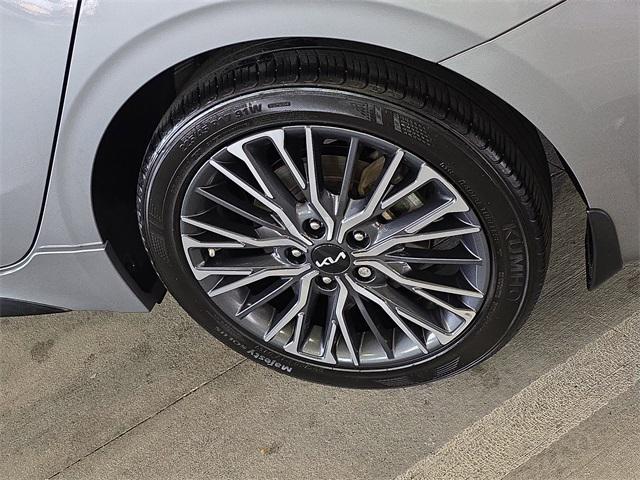 Photo of 2023 Steel Gray Kia Forte