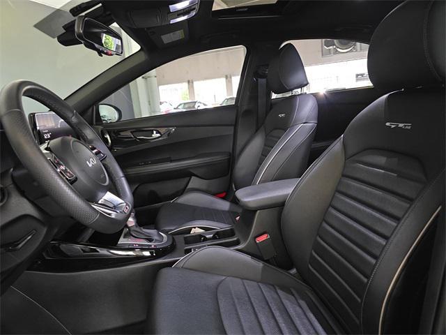 Photo of 2023 Steel Gray Kia Forte