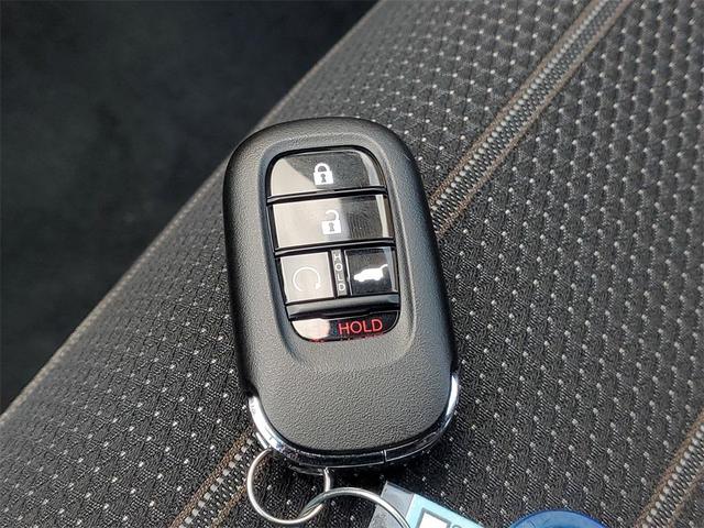 Photo of 2026 Crystal Black Honda CR-V Hybrid