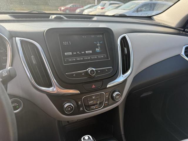 Photo of 2018 Sandy Ridge Metallic Chevrolet Equinox