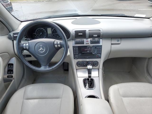 Photo of 2006 Barolo Red Metallic Mercedes-Benz C-Class