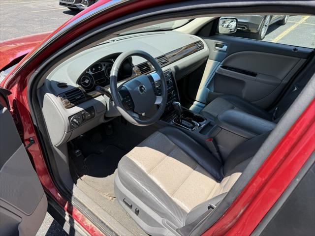 Photo of 2009 Sangria Red Clearcoat Metallic Mercury Sable