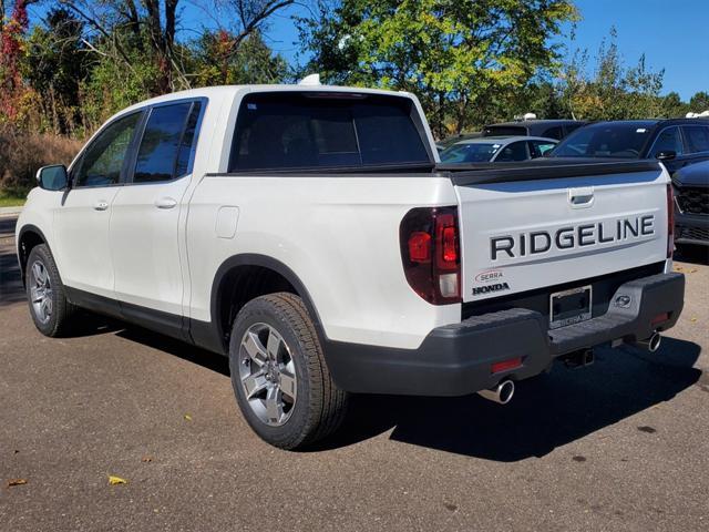 Photo of 2025 Platinum White Pearl Honda Ridgeline