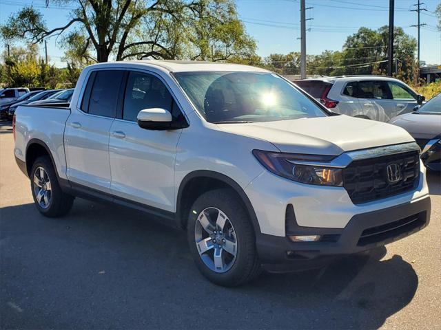 Photo of 2025 Platinum White Pearl Honda Ridgeline