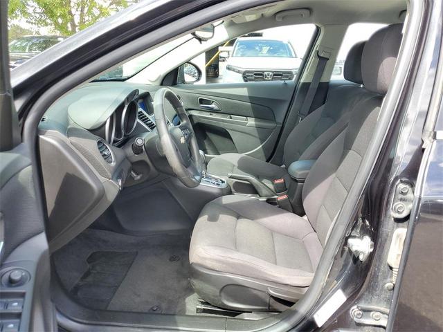 Photo of 2015 Black Granite Metallic Chevrolet Cruze