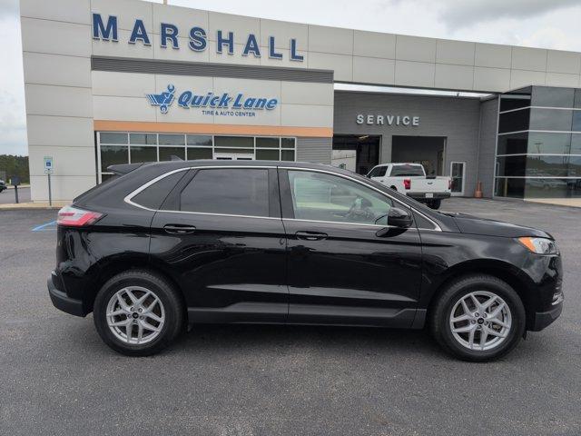 Photo of 2024 AGATE BLACK METALLIC Ford Edge