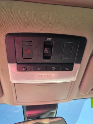 Photo of 2021 WHITE Nissan Altima