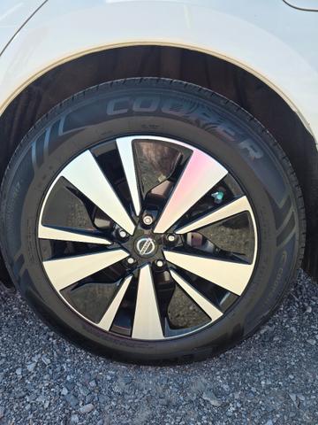 Photo of 2021 WHITE Nissan Altima