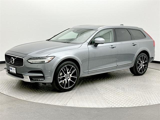 2018 Volvo V90 Cross Country