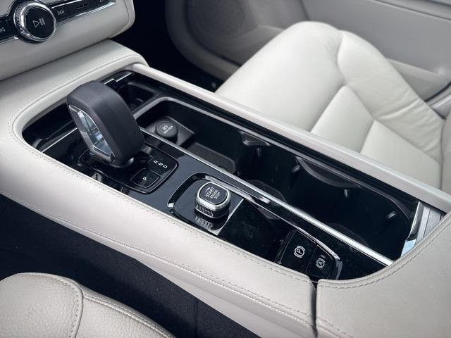 Photo of 2025 Denim Blue Volvo XC90