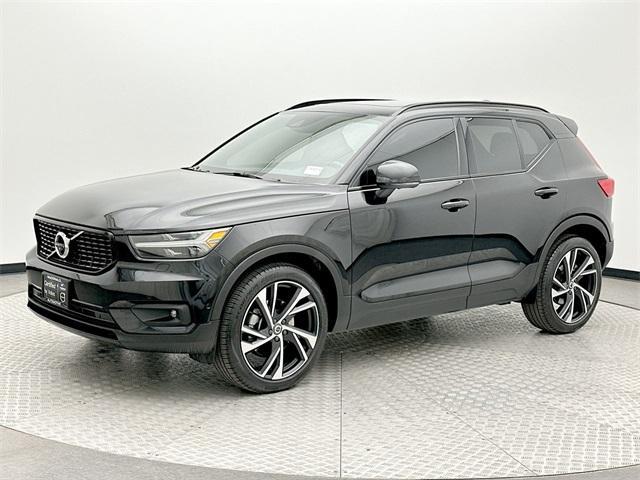 2021 Volvo XC40