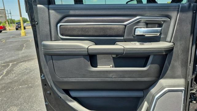 Photo of 2025 Diamond Black RAM 2500