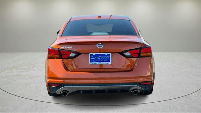Photo of 2020 Sunset Drift Chromaflair Nissan Altima