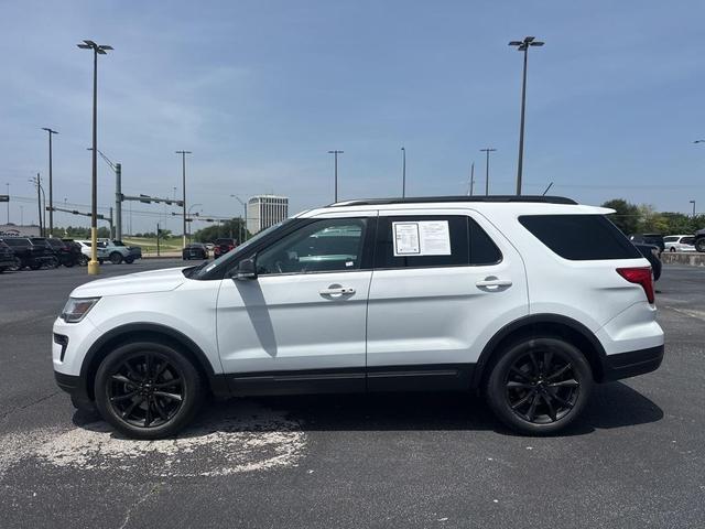 Photo of 2019 Oxford White Ford Explorer