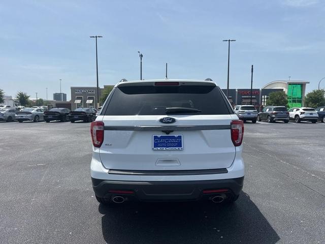 Photo of 2019 Oxford White Ford Explorer