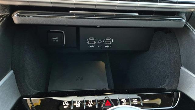 Photo of 2025 Riverrock Green Jeep Wagoneer
