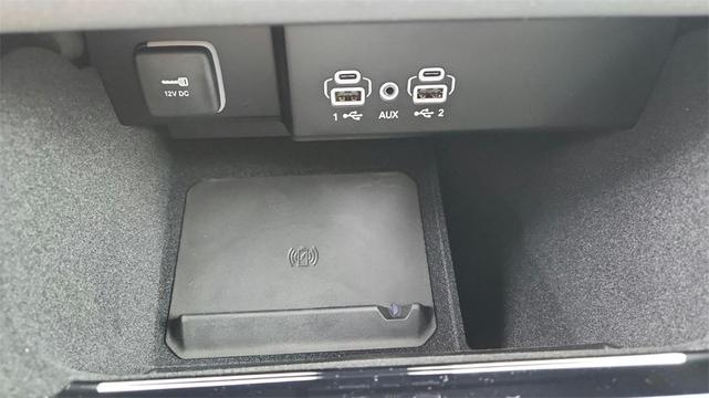 Photo of 2025 Diamond Black Jeep Wagoneer L