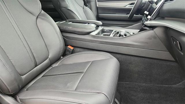 Photo of 2025 Diamond Black Jeep Wagoneer L