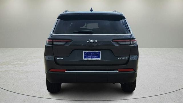 Photo of 2025 Metallic Jeep Grand Cherokee L