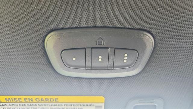 Photo of 2025 Metallic Jeep Grand Cherokee L