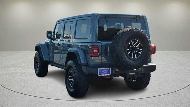 Photo of 2025 Anvil Clearcoat Jeep Wrangler