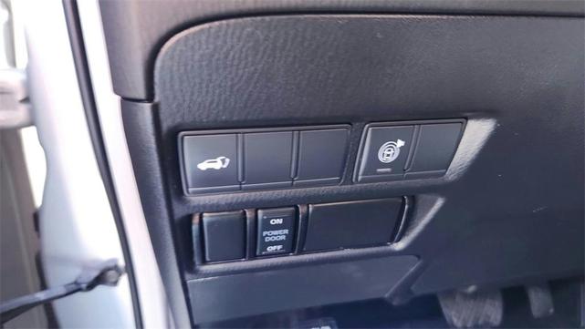 Photo of 2021 Brilliant Silver Metallic Nissan Armada
