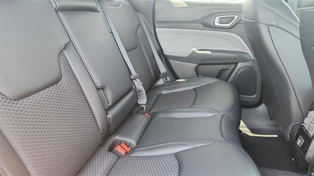 Photo of 2025 Diamond Black Jeep Compass