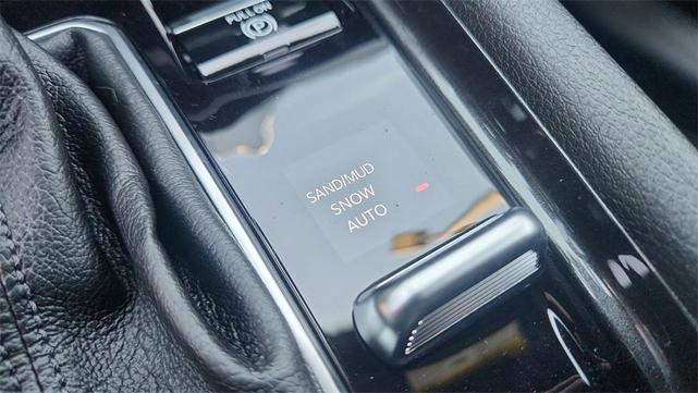 Photo of 2025 Diamond Black Jeep Compass