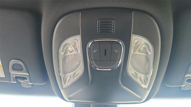 Photo of 2025 Diamond Black Jeep Compass