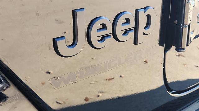 Photo of 2025 Black Clearcoat Jeep Wrangler