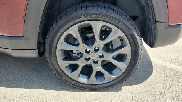 Photo of 2021 Velvet Red Pearlcoat Jeep Compass