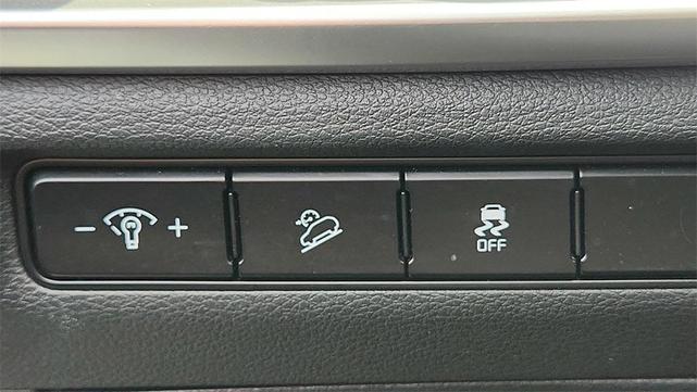 Photo of 2024 Midnight Black Kia Telluride