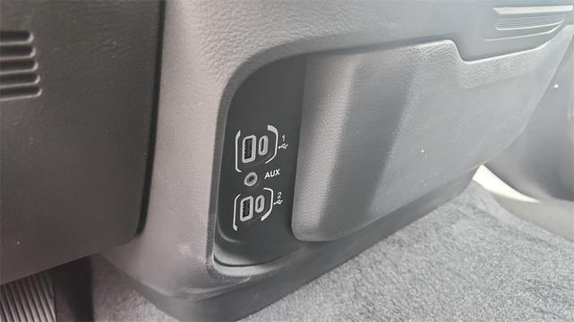 Photo of 2025 Billet Silver Metallic Clearcoat RAM 1500