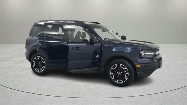 Photo of 2022 Alto Blue Metallic Tinted Clearcoat Ford Bronco Sport
