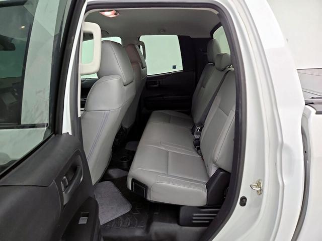 Photo of 2020 White Toyota Tundra