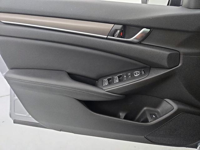 Photo of 2018 Silver Honda Accord