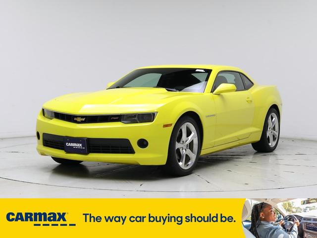 Photo of 2015 Yellow Chevrolet Camaro