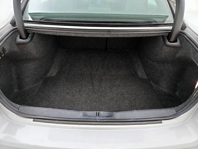 Photo of 2021 Silver Dodge Charger
