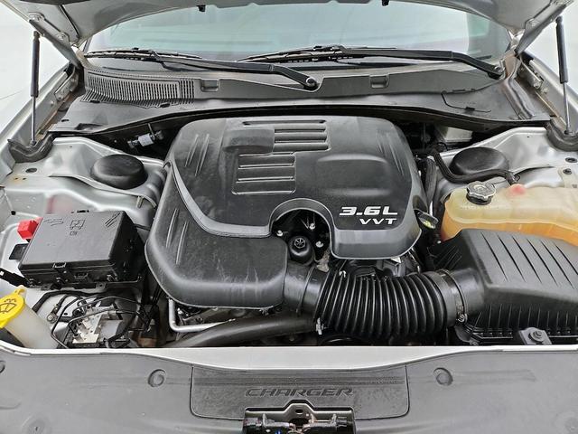 Photo of 2021 Silver Dodge Charger