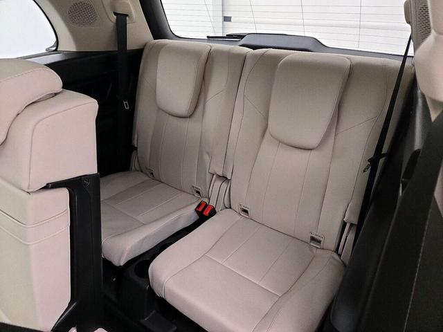Photo of 2021 Blue Mercedes-Benz GLB 250