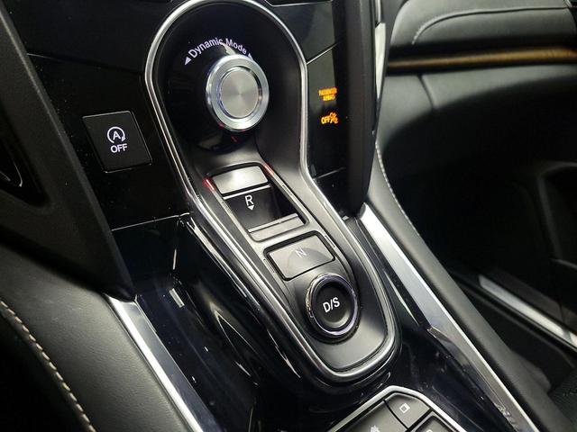 Photo of 2020 Black Acura RDX