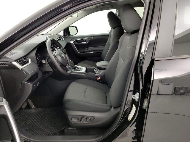 Photo of 2024 Black Toyota RAV4