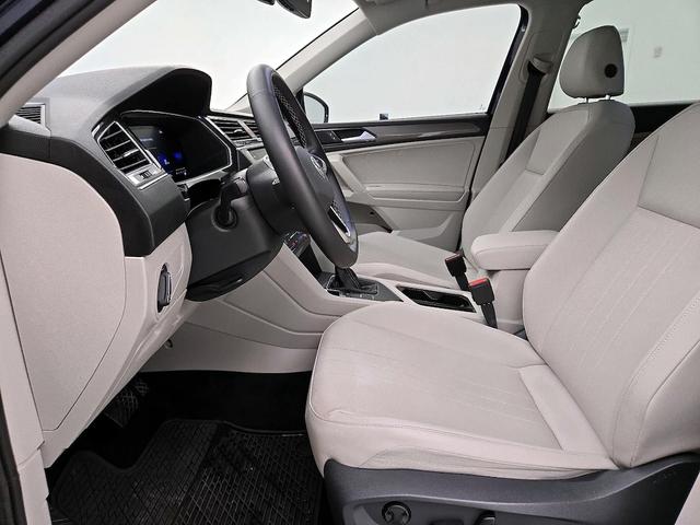 Photo of 2022 Blue Volkswagen Tiguan