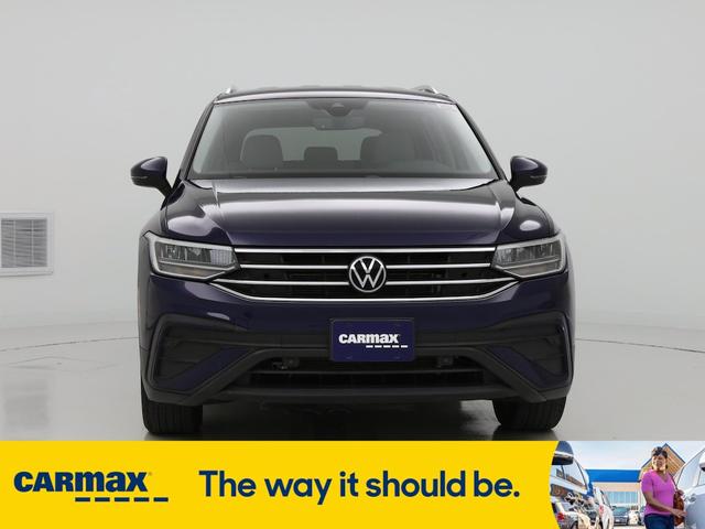 Photo of 2022 Blue Volkswagen Tiguan