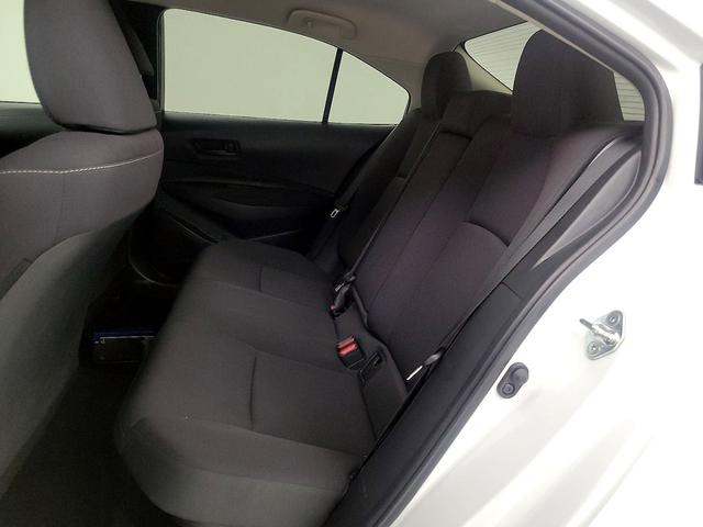 Photo of 2023 White Toyota Corolla Hybrid